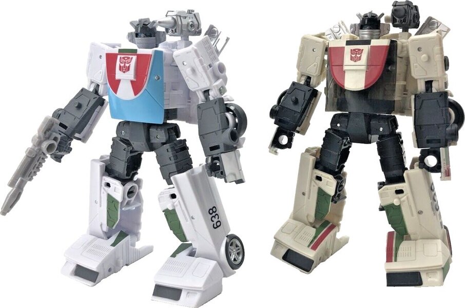 Image Of G1 Wheeljack In Hand Generations Autobots Multipack Figure  (10 of 17)